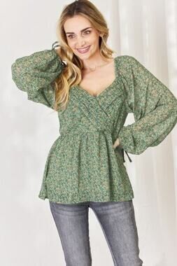Heyson NWT Floral Top